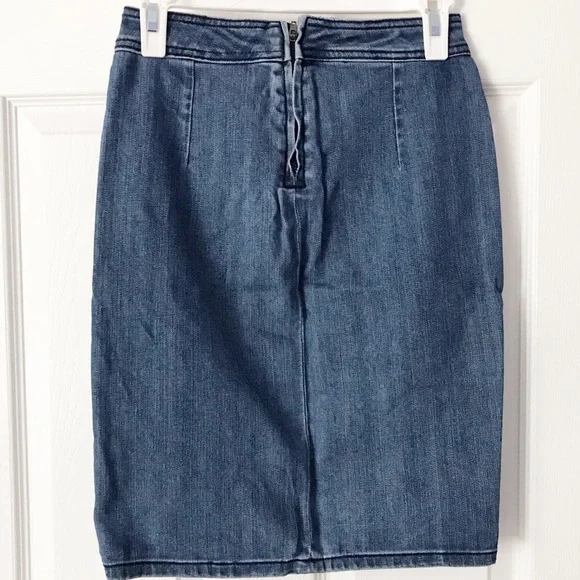Forever21 blue distress denim skirt - Picture 6 of 7